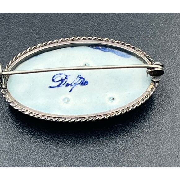 Delft Blue Porcelain Enamel Dutch Windmill Vintage Sterling Silver
Brooch - Picture 5 of 5
